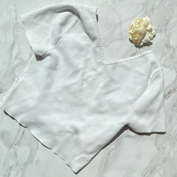 Babaton Women's White Tight-Fitting V-Neck Short Sleeve Summer Tops Size Large - Picture 5 of 6